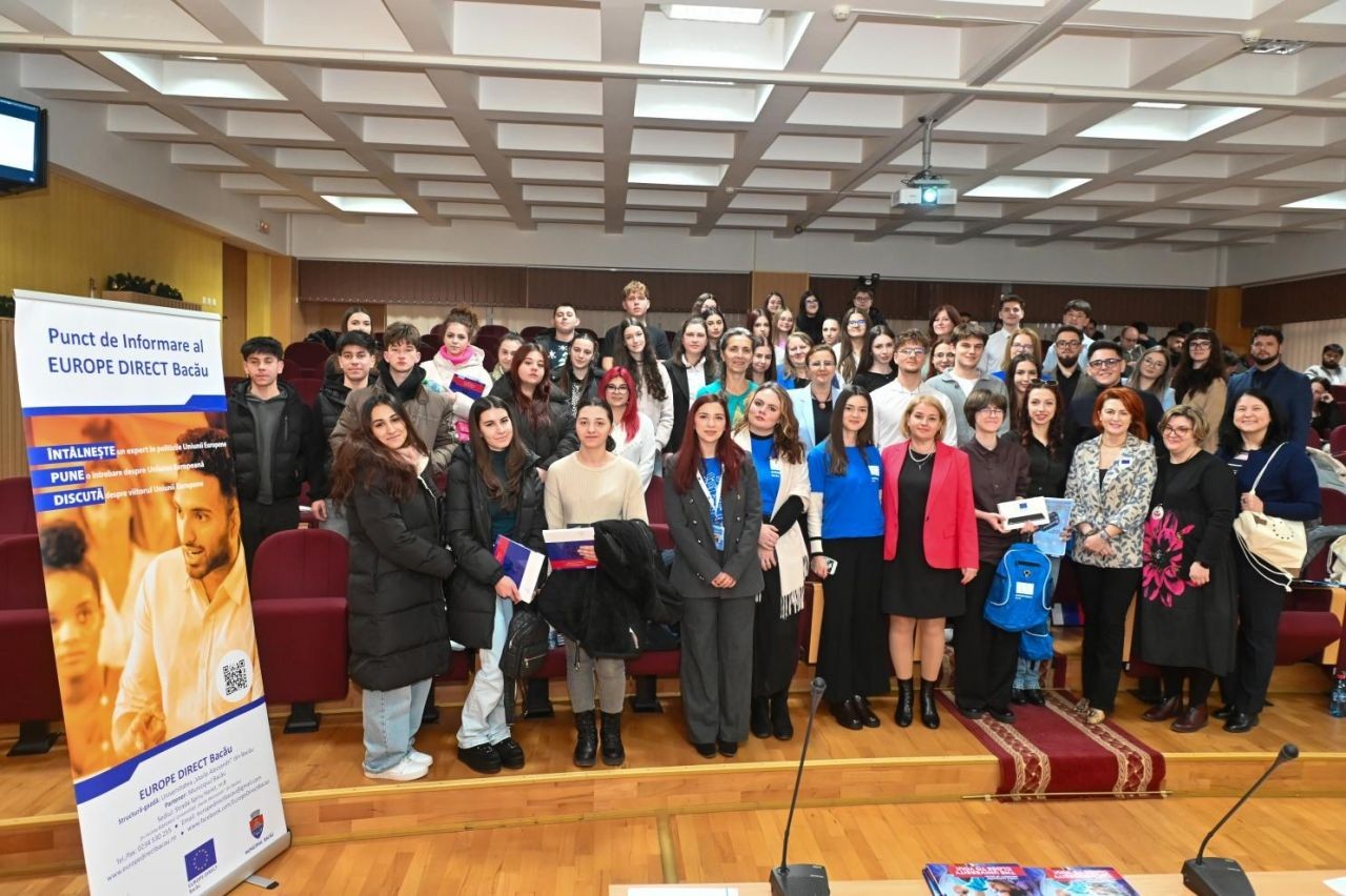 Voice your EU story! - finala concursului de public speaking la ED Bacău